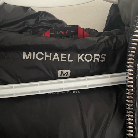 MICHEAL KORS SUBZERO PUFFER JACKET - Picture 4 of 8